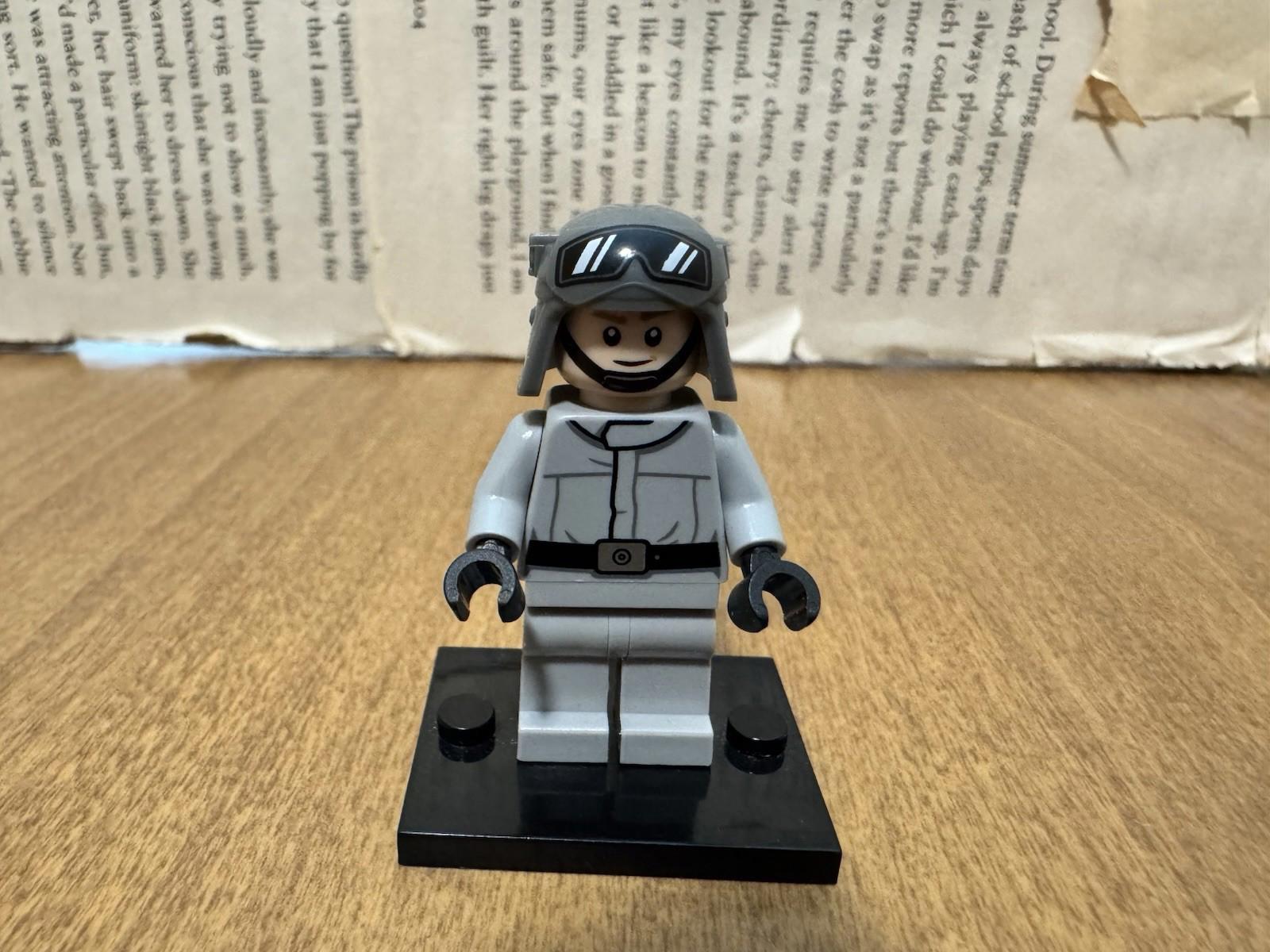 Lego Star Wars - Imperial AT-ST Driver 75332 - sw1217 - - Helmet with Molded