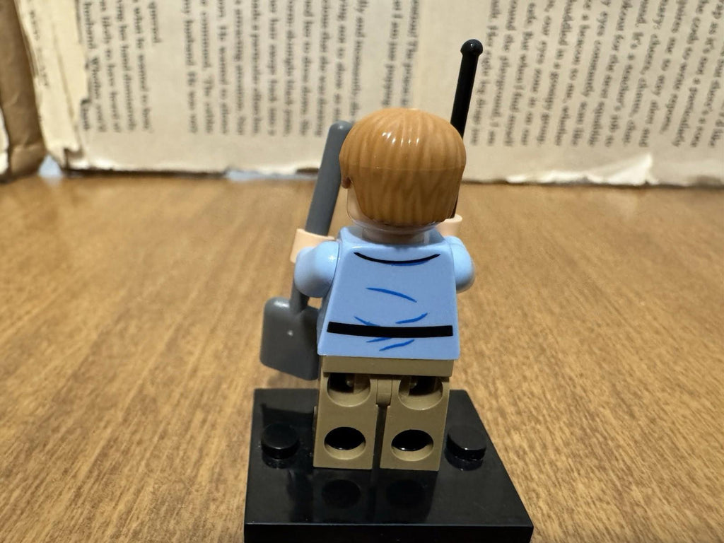 LEGO Ben Minifigure jw070 From Jurassic World set 76939