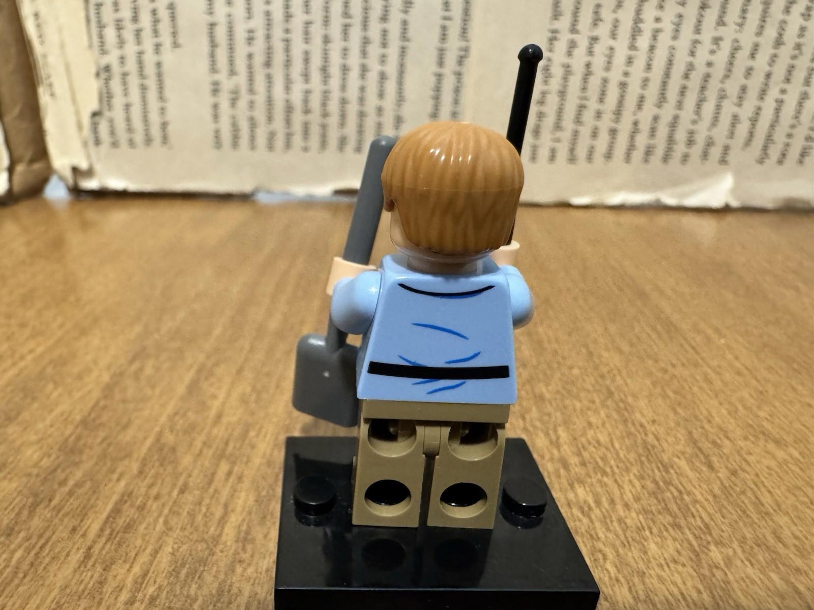LEGO Ben Minifigure jw070 From Jurassic World set 76939