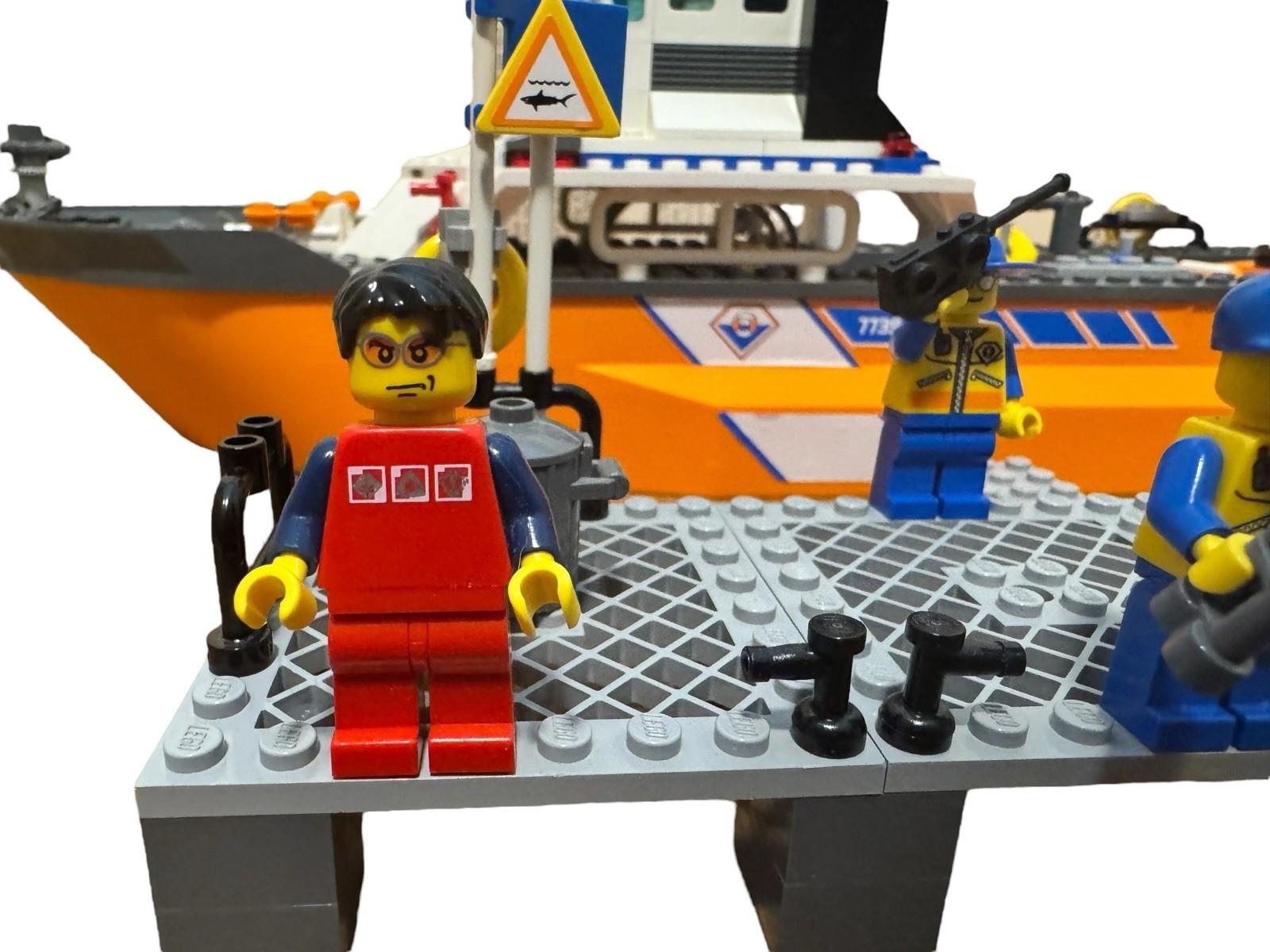 LEGO CITY: Coast Guard Patrol Boat & Tower 7739 *NOT COMPLETE* *NO BOX OR MANUAL