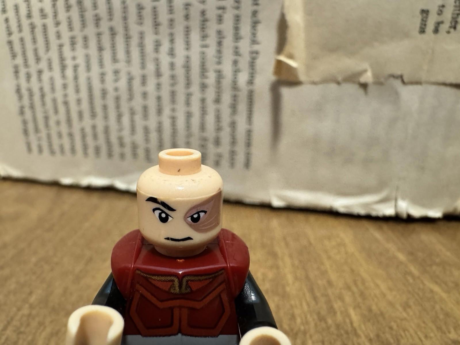 LEGO Avatar: The Last Airbender Prince Zuko minifigure Nickelodeon