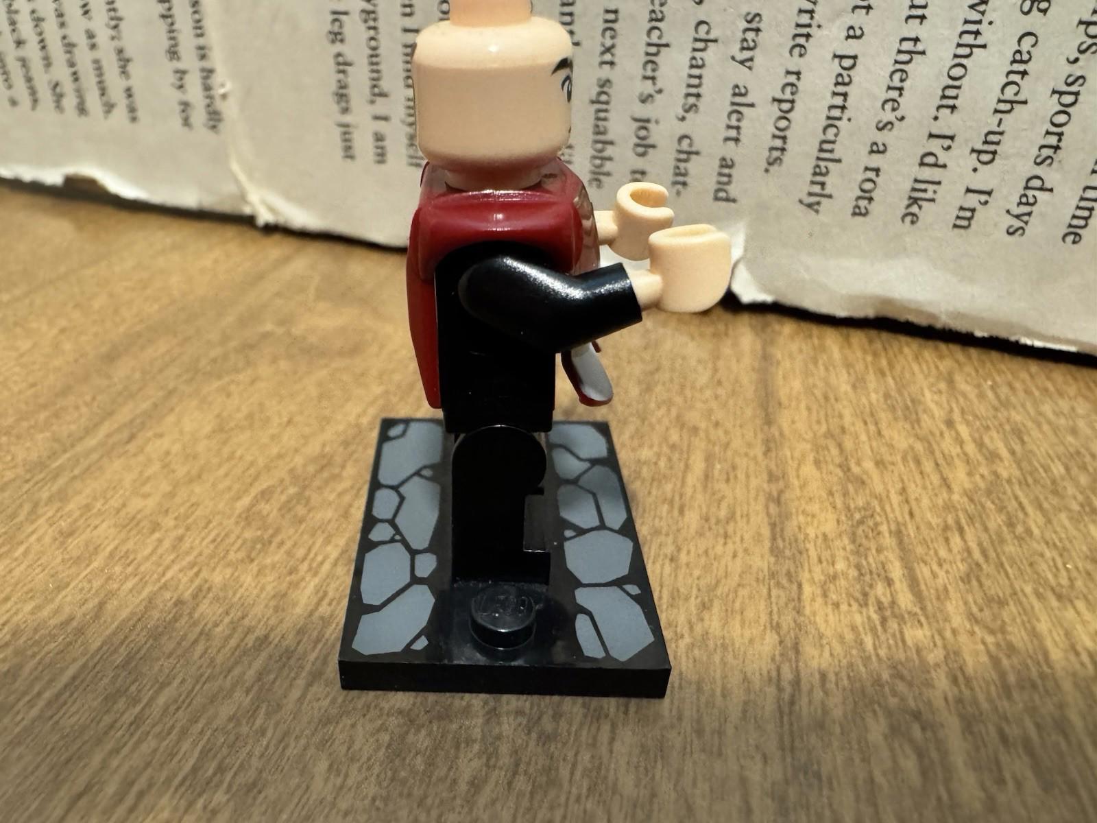 LEGO Avatar: The Last Airbender Prince Zuko minifigure Nickelodeon